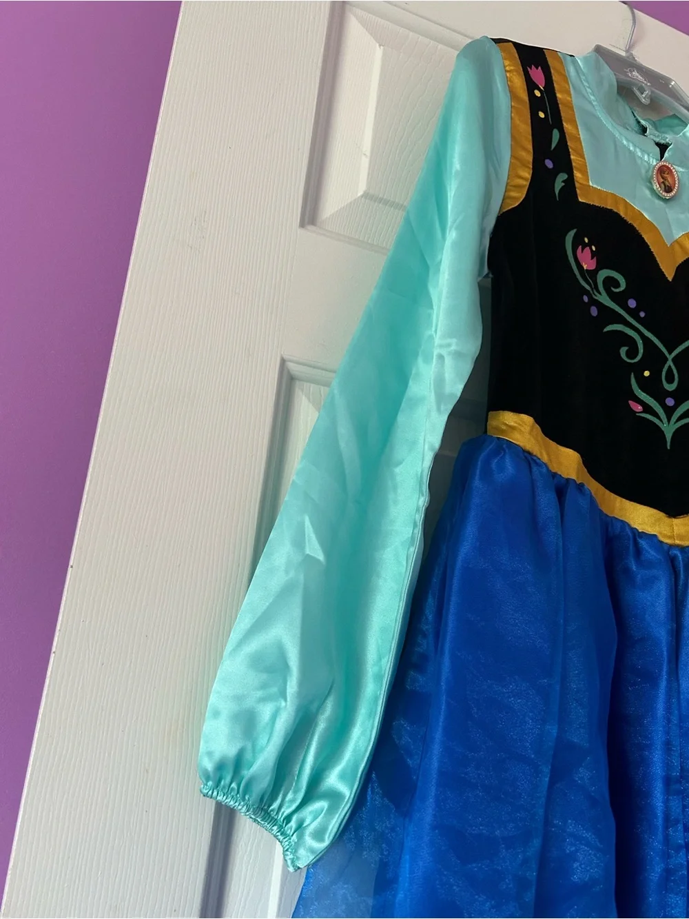 Disney Store parks frozen Anna winter dress size 11/12 first edition Norwegian